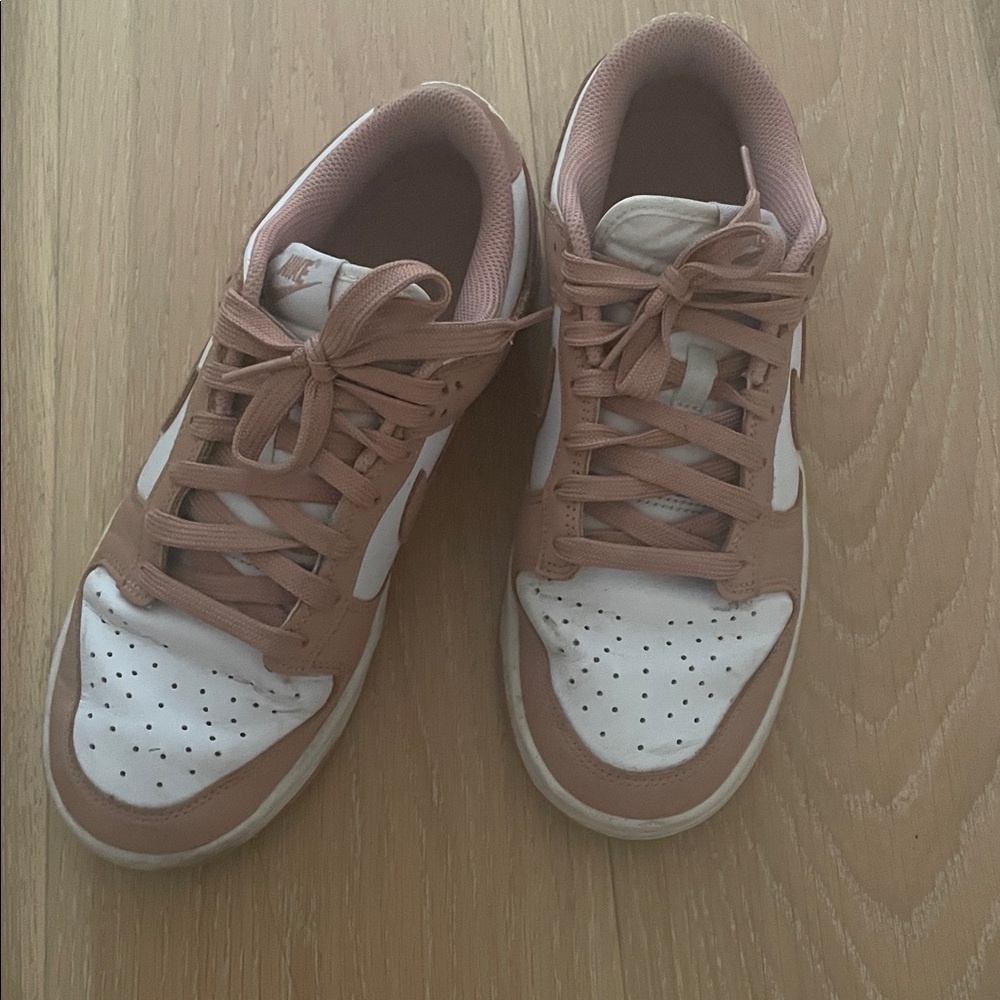 Nike Dunk Low